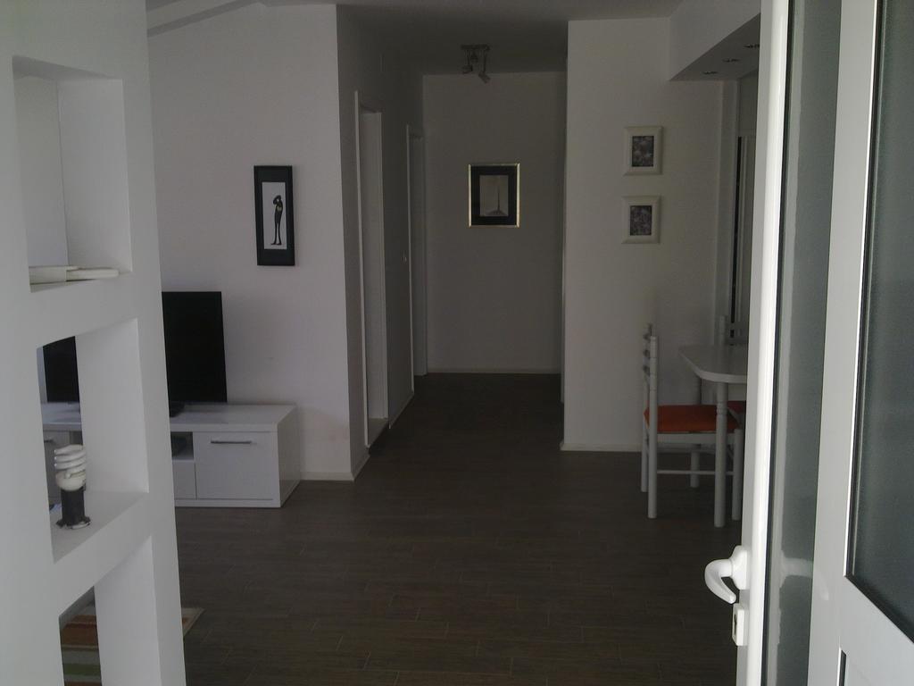 Mediteraneo Apartments Будва Стая снимка