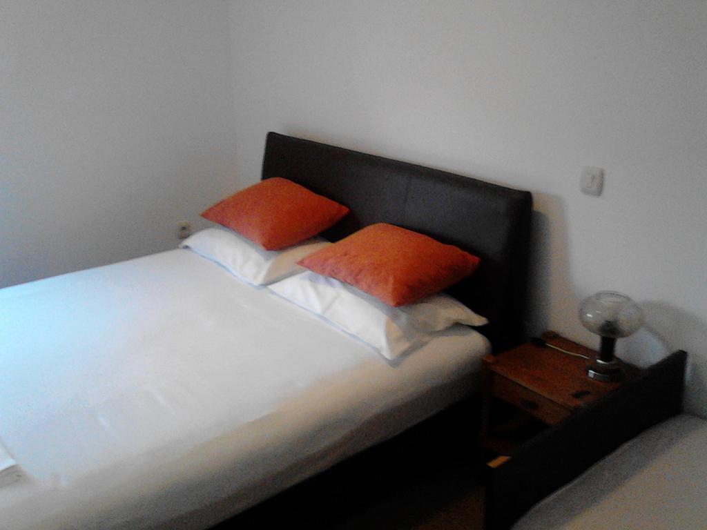 Mediteraneo Apartments Будва Стая снимка