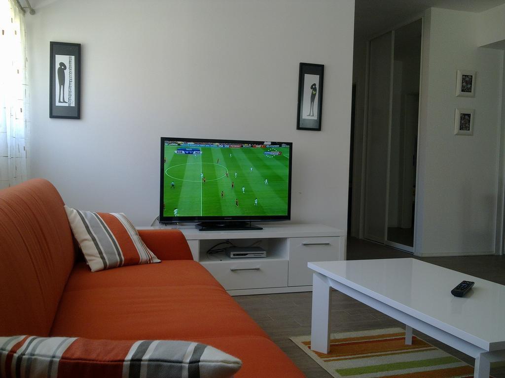 Mediteraneo Apartments Будва Стая снимка